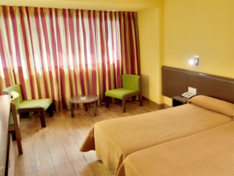 Hotel Sant Eloi Sant Julià de Lòria Esterno foto